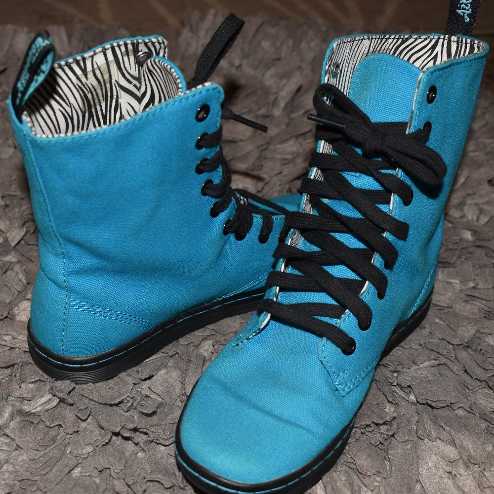 Dr Martens Airwair Air Cushion Sole boots